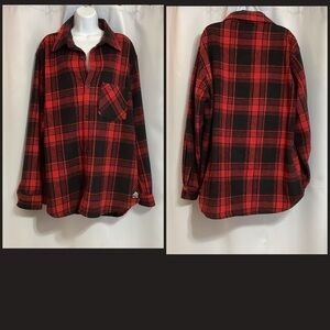 Cabin Fever Button-Up Shirt Men’s Size Large Red Black Buffalo Plaid Unisex